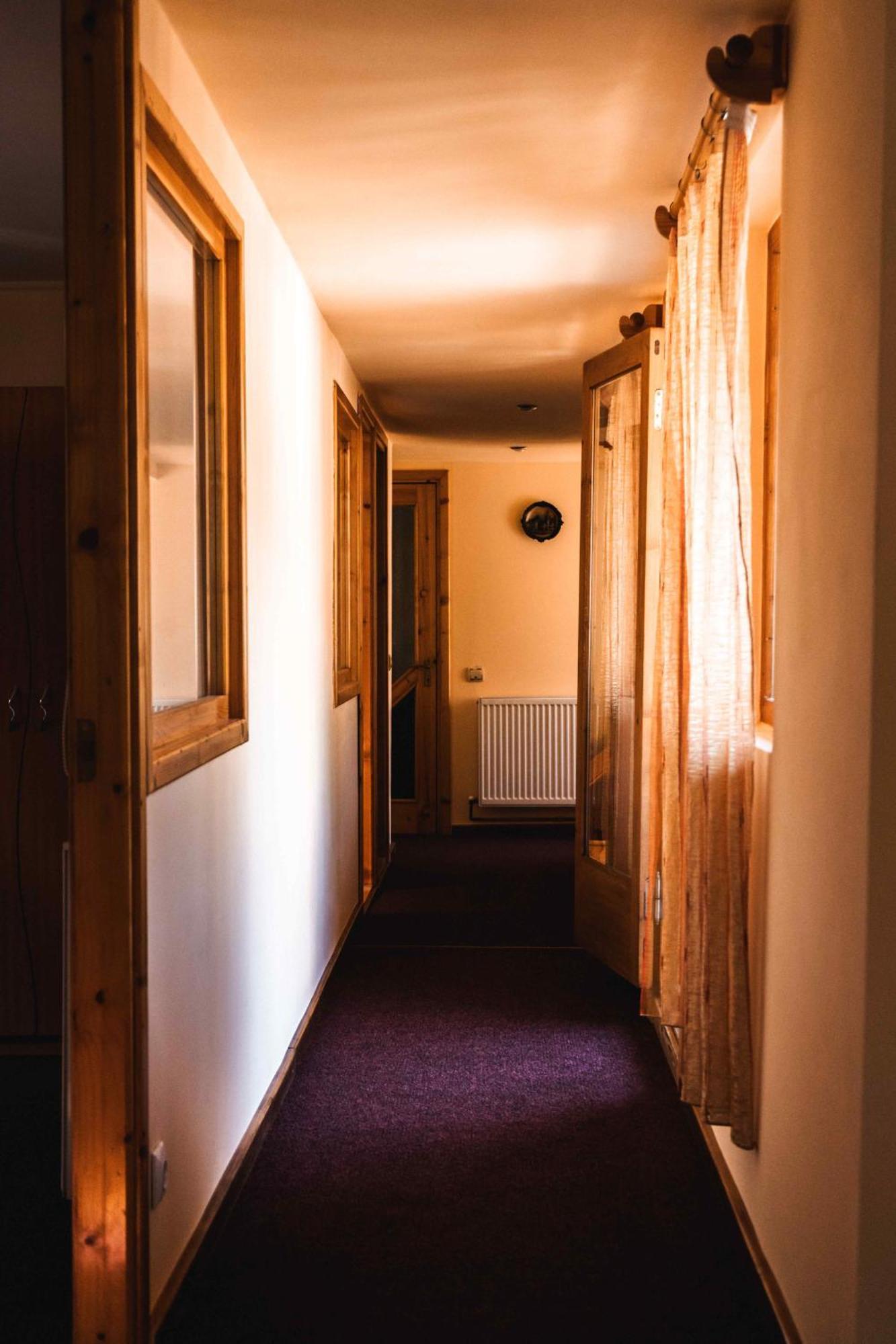 Pensiunea Casa Soarelui Podu Dimbovitei Exterior foto